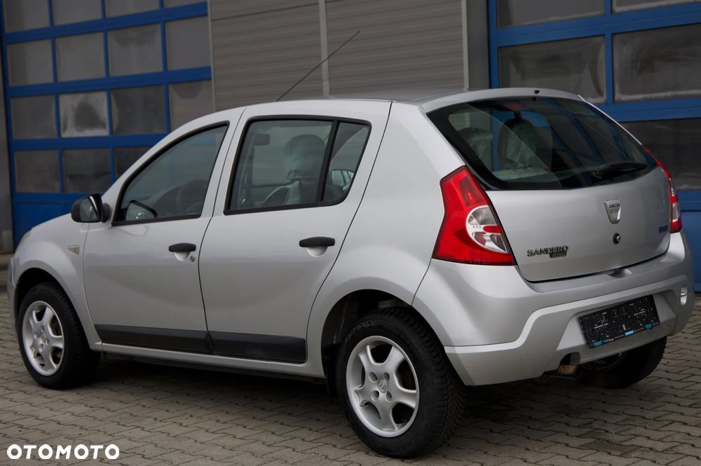 Dacia Sandero 1.2 16V Ambiance - 21
