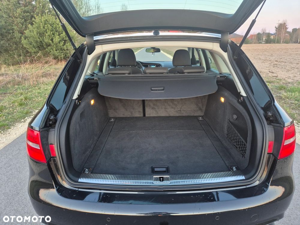 Audi A4 Avant - 14
