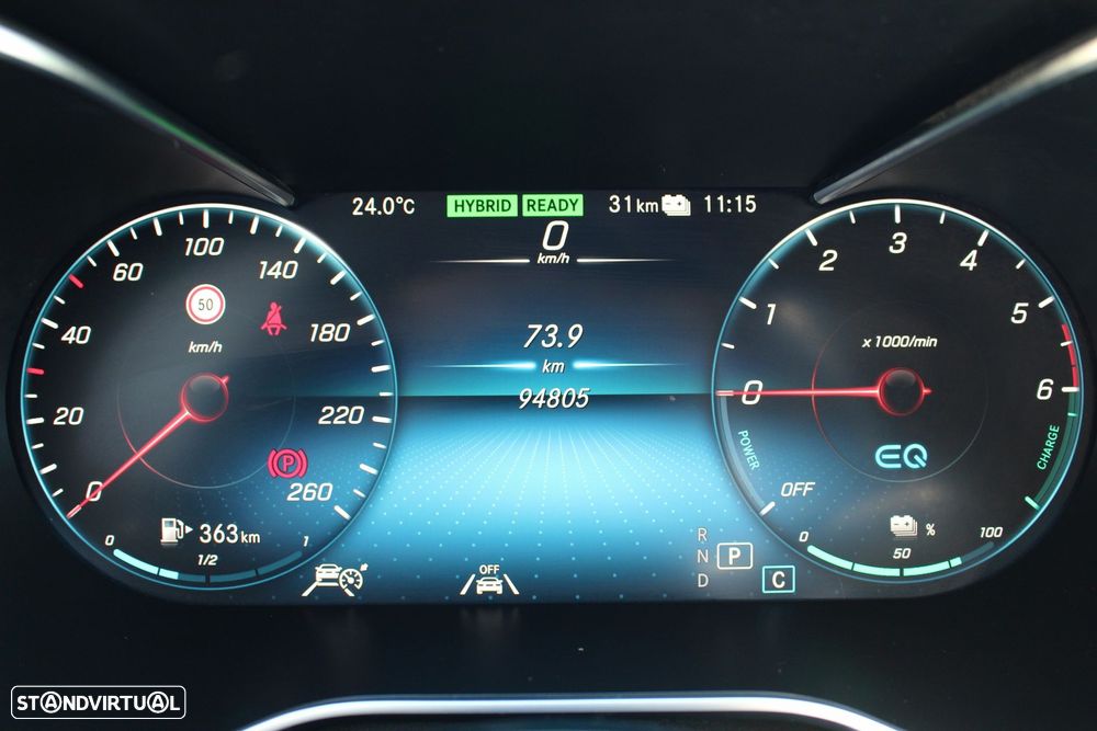 Mercedes-Benz C 300 de AMG Line - 35