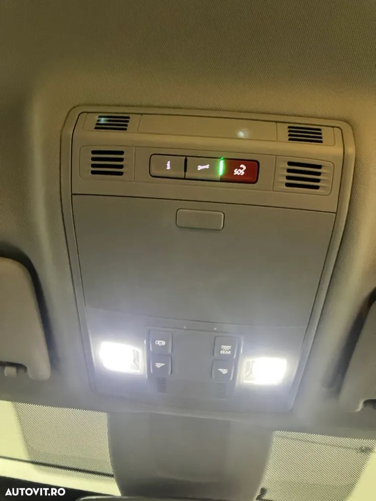 Skoda Superb 2.0 TDI 4X4 DSG Style - 27