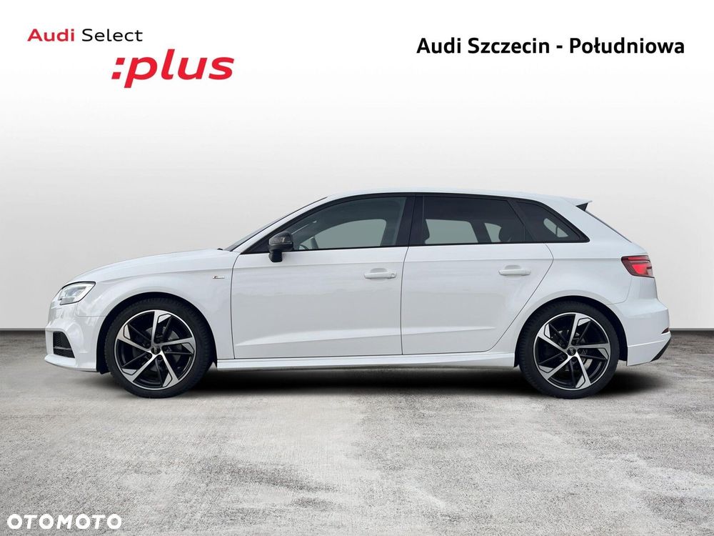Audi A3 Sportback - 3