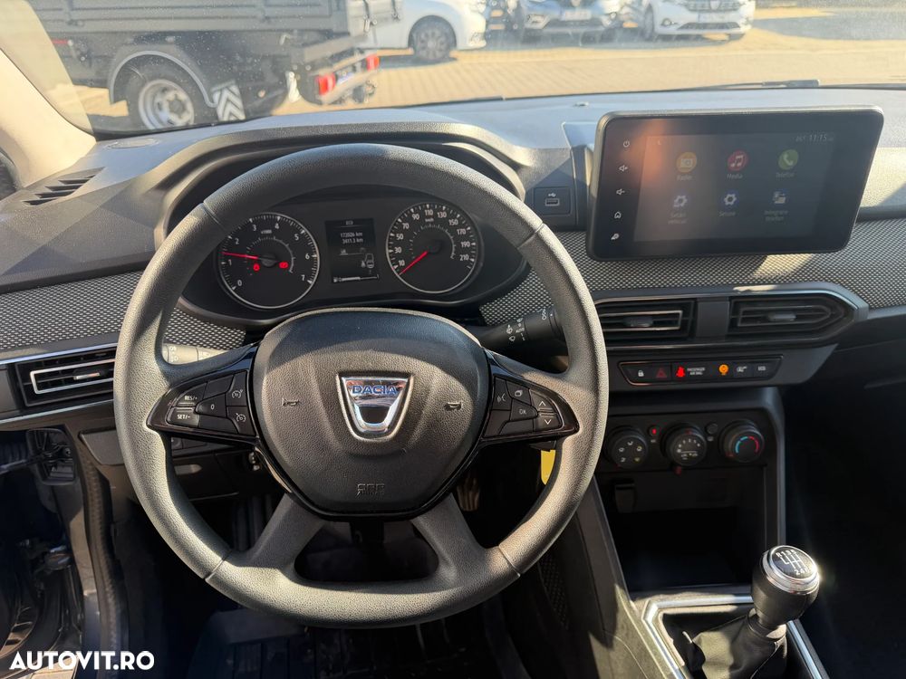 Dacia Logan TCe 90 MT6 Comfort - 9