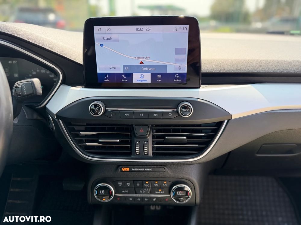 Ford Focus - 8