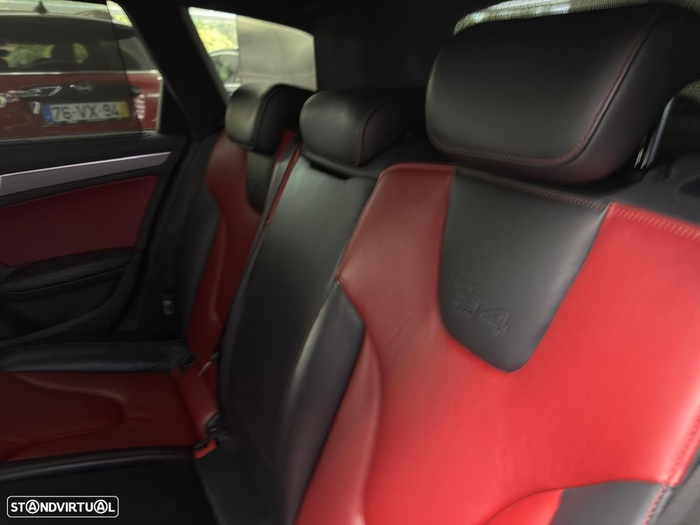 Audi S4 Avant - 47