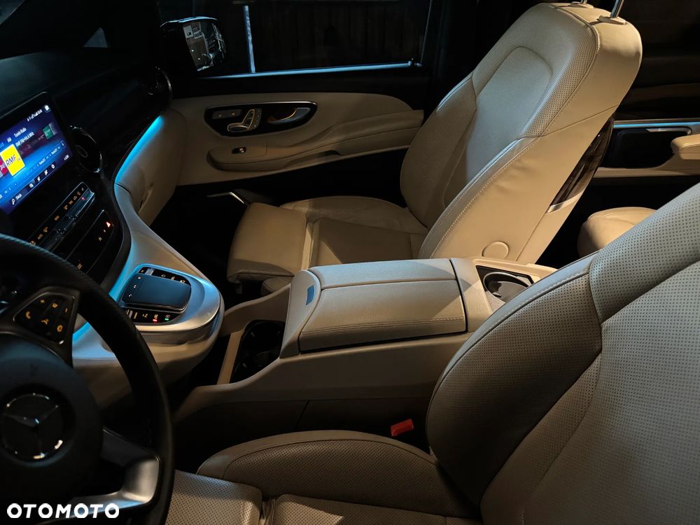 Mercedes-Benz Klasa V 300 d 4-Matic 9G-Tronic Exclusive (ekstra d³) - 12