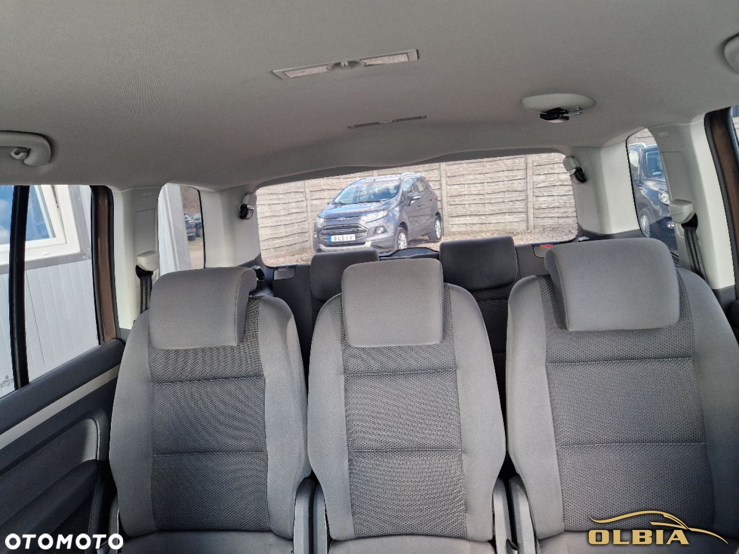 Volkswagen Touran - 23