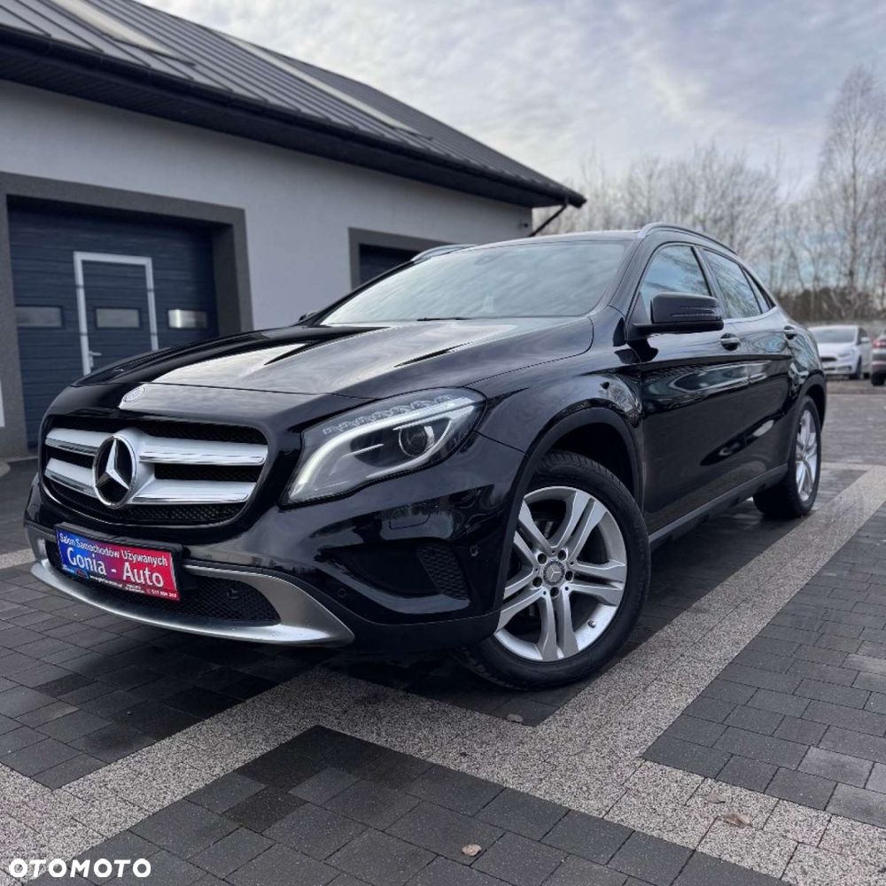 Mercedes-Benz GLA - 3