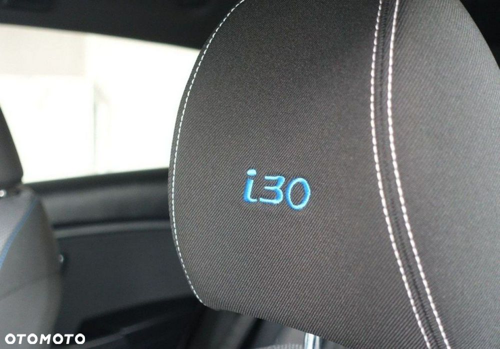 Hyundai i30 1.6 CRDi BlueDrive Go - 15
