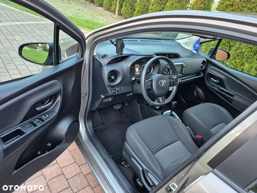 Toyota Yaris - 7