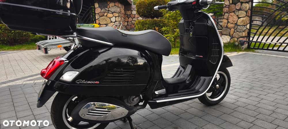 Vespa GTS - 10
