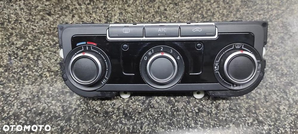PANEL KLIMATYZACJI GOLF VI PASSAT B7 7N0907426BT - 1