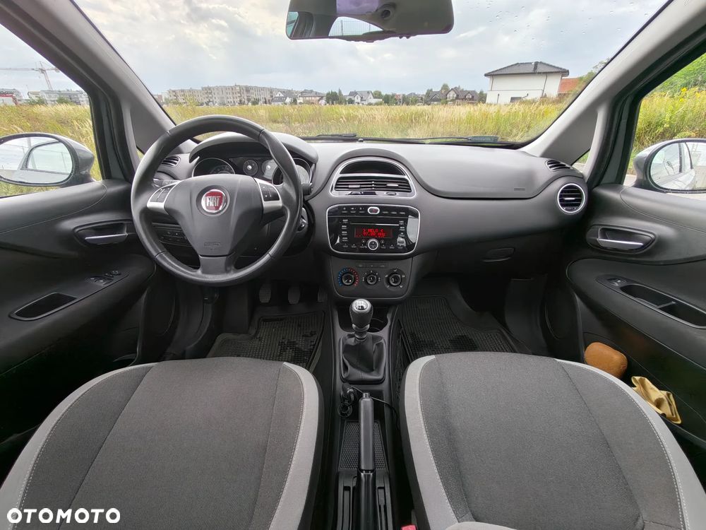 Fiat Punto 1.4 Easy S&S - 12