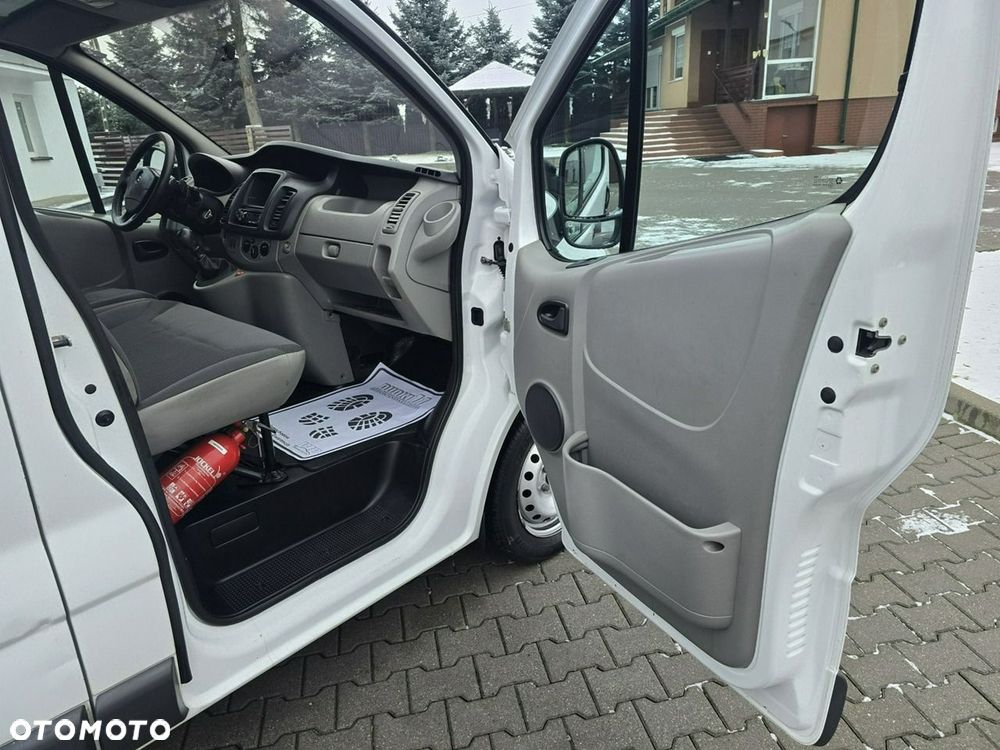 Opel Vivaro - 20