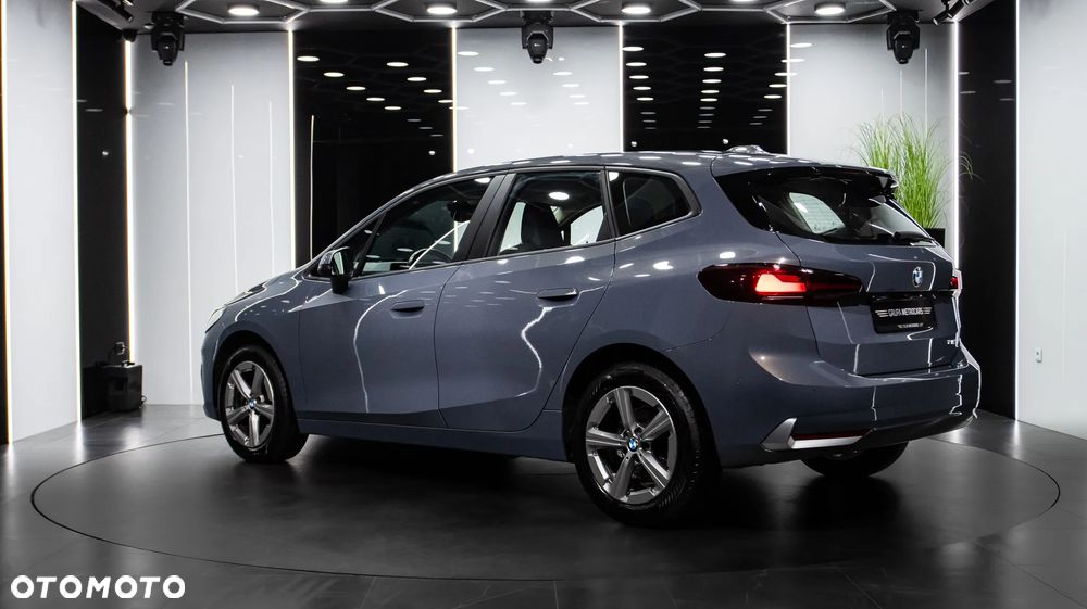 BMW Seria 2 218i - 4