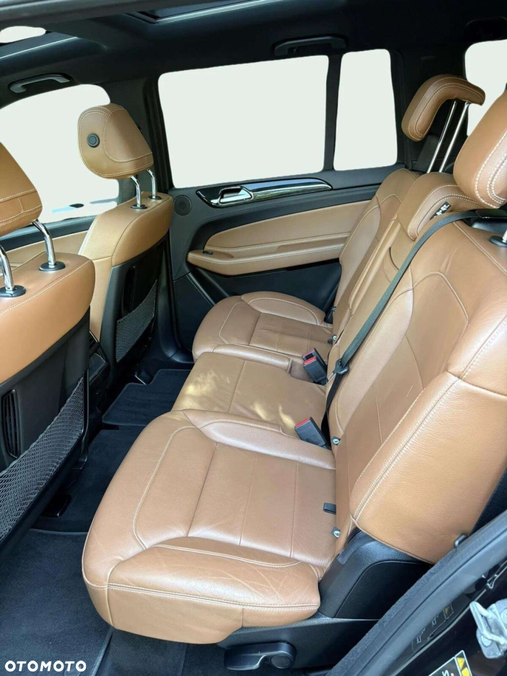 Mercedes-Benz GLS - 11