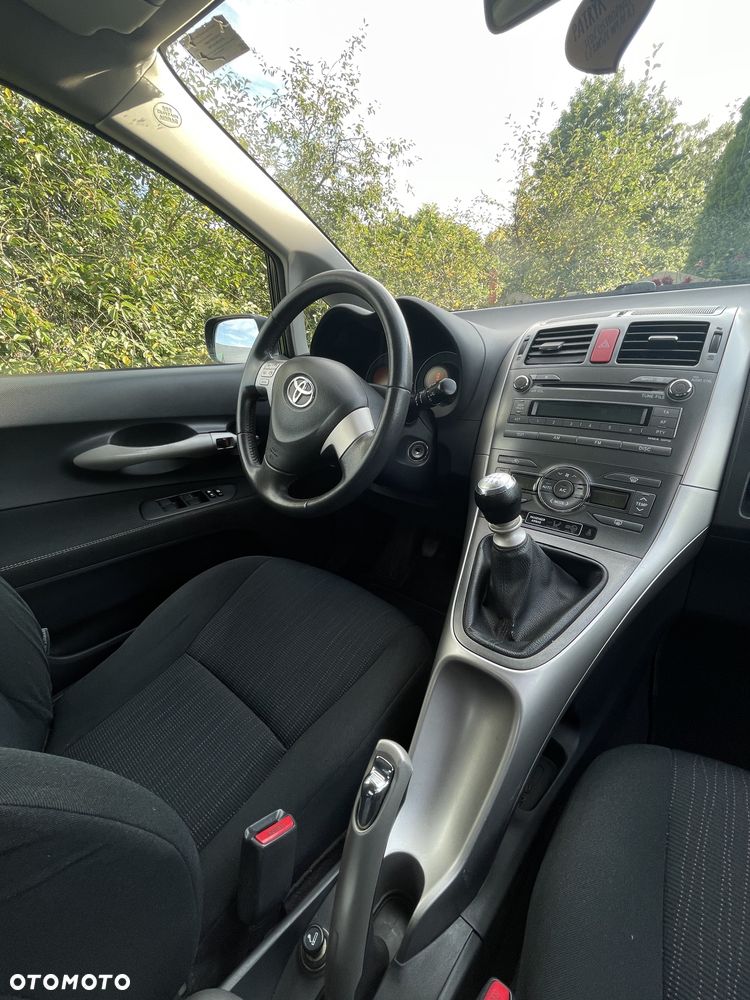 Toyota Auris - 6