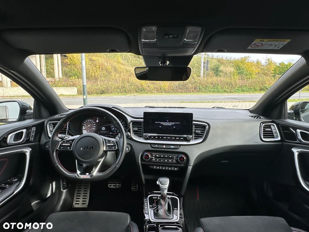 Kia ProCeed 1.6 T-GDI GT DCT - 29