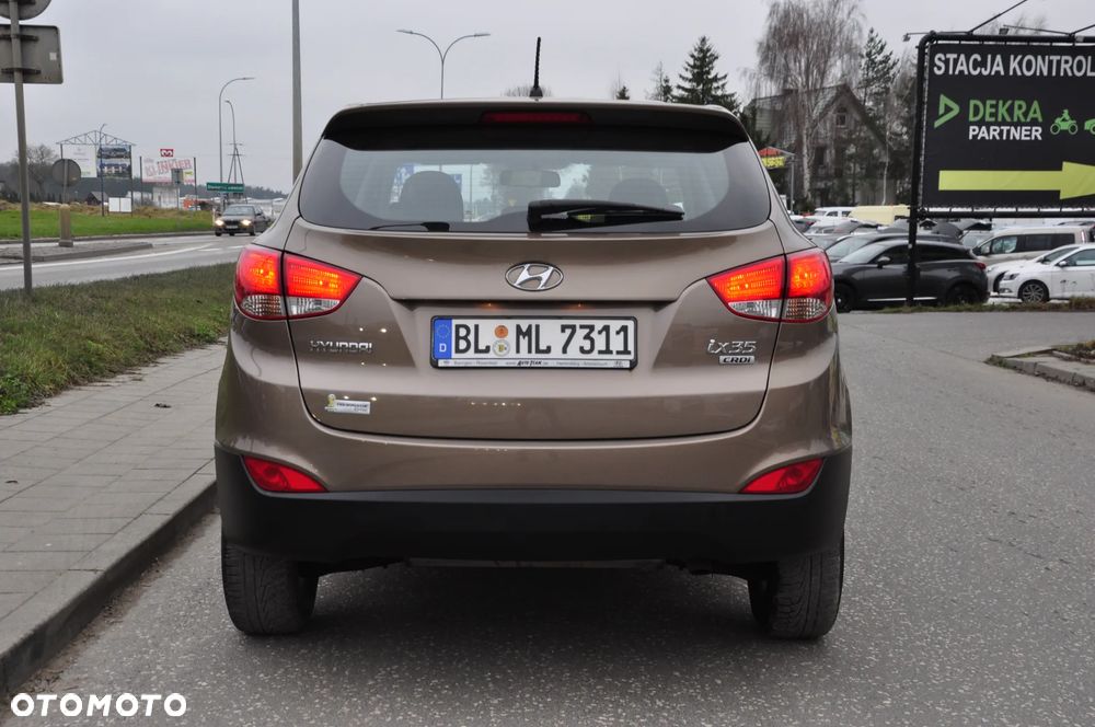 Hyundai ix35 1.7 CRDi 2WD Fifa World Cup Edition - 8