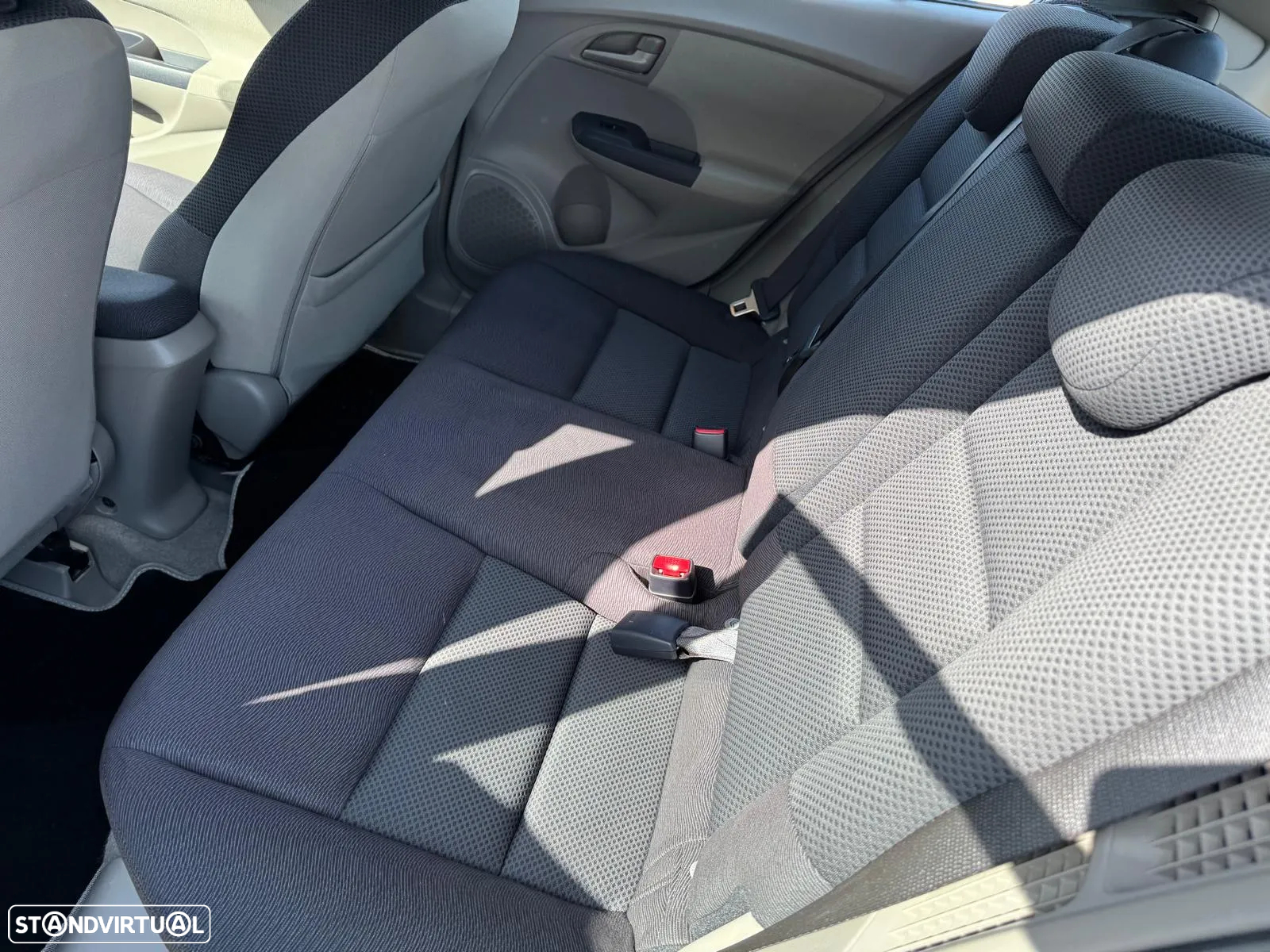 Honda Insight - 8