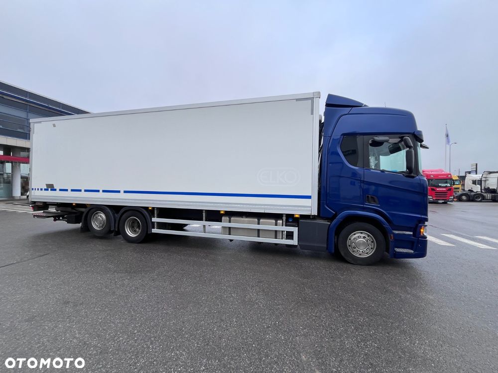 Scania Scania 6x2/4 oś skrętna i podnoszona 24, 23 euro palety 9,4 długości ASO DO KOŃCA DŁUGI IZOTERMA - 5
