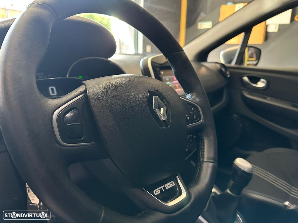 Renault Clio Sport Tourer 1.5 dCi GT Line EDC - 19