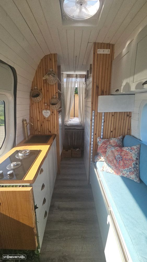 Mercedes-Benz Sprinter - 3