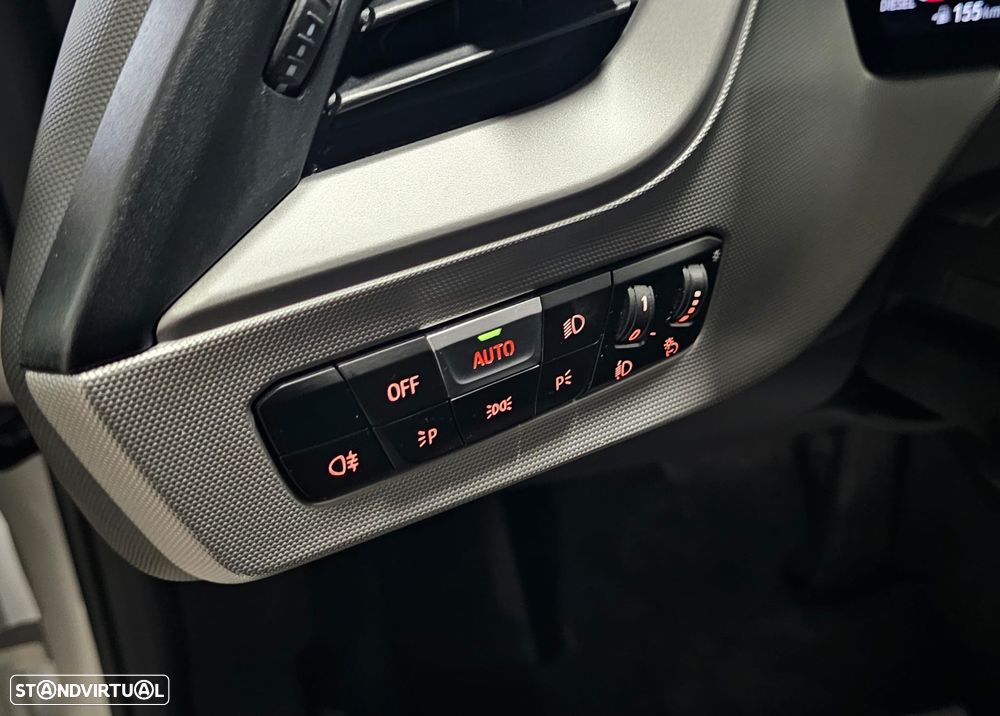 BMW 216 Gran Coupé - 17