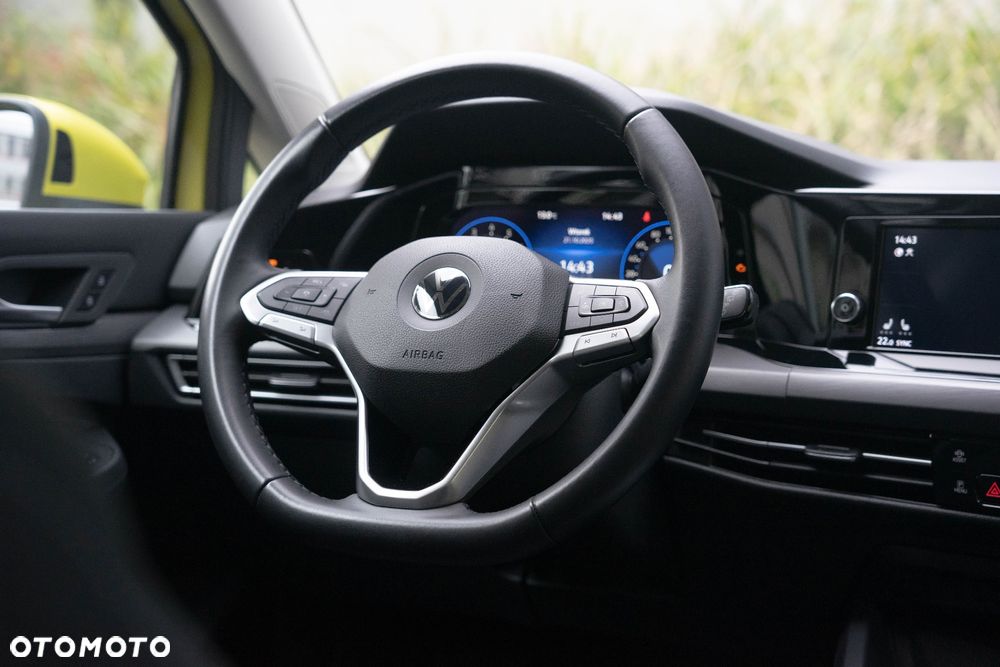 Volkswagen Golf VIII 1.5 eTSI EVO Style DSG - 22