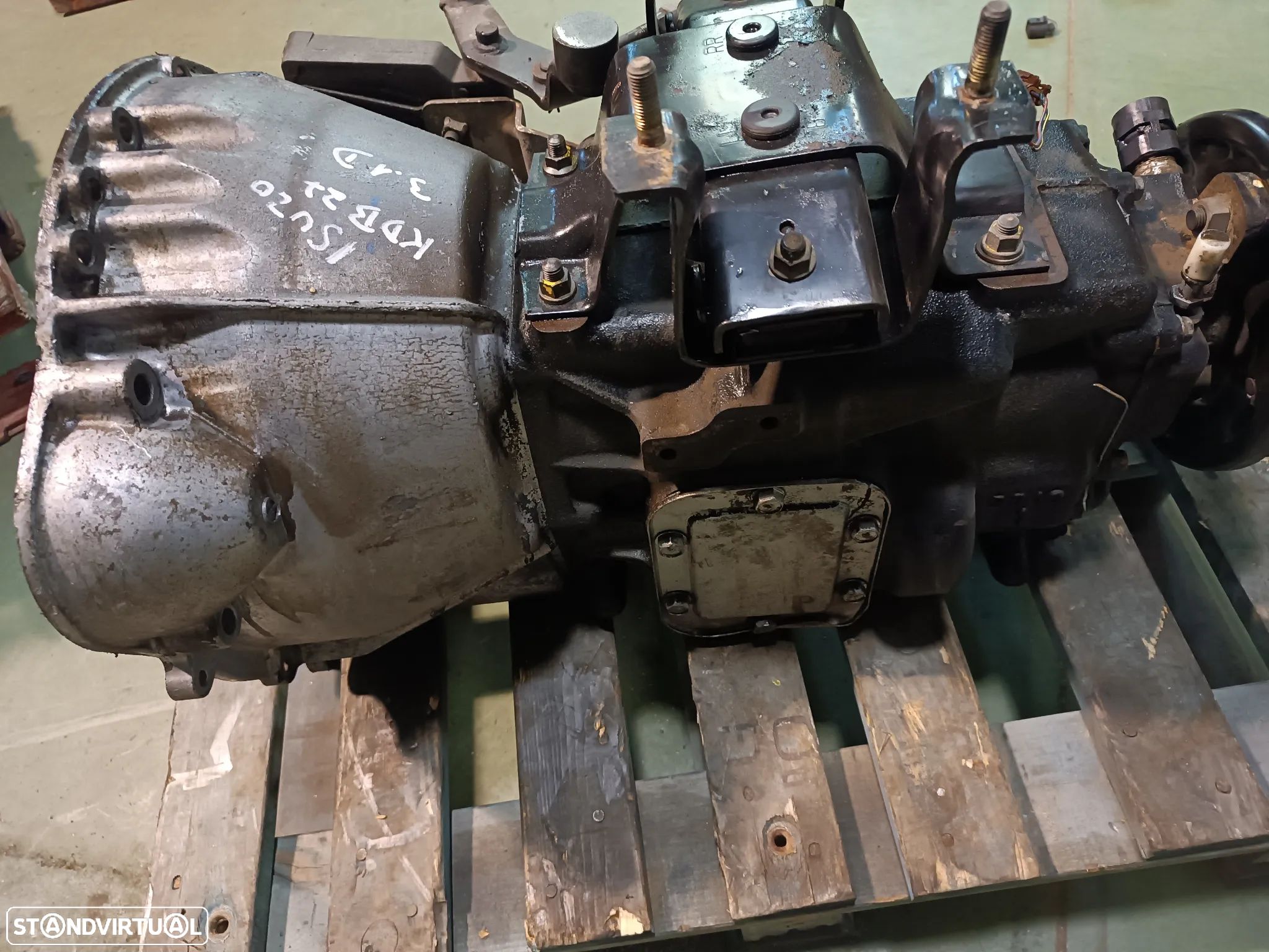 CAIXA DE VELOCIDADES ISUZO ELF NKR 3.1D MSB-5S  897035-0970 - 1