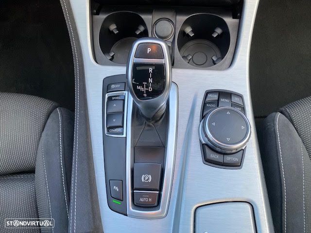 BMW 535 d Pack M Auto — fotografia 19