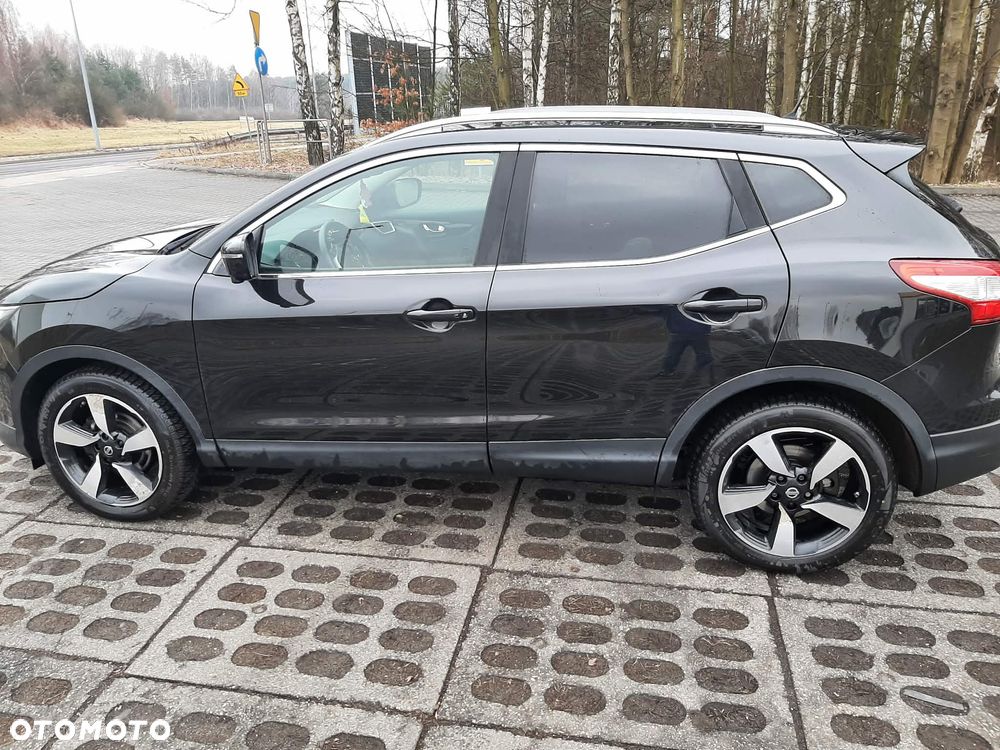 Nissan Qashqai - 1