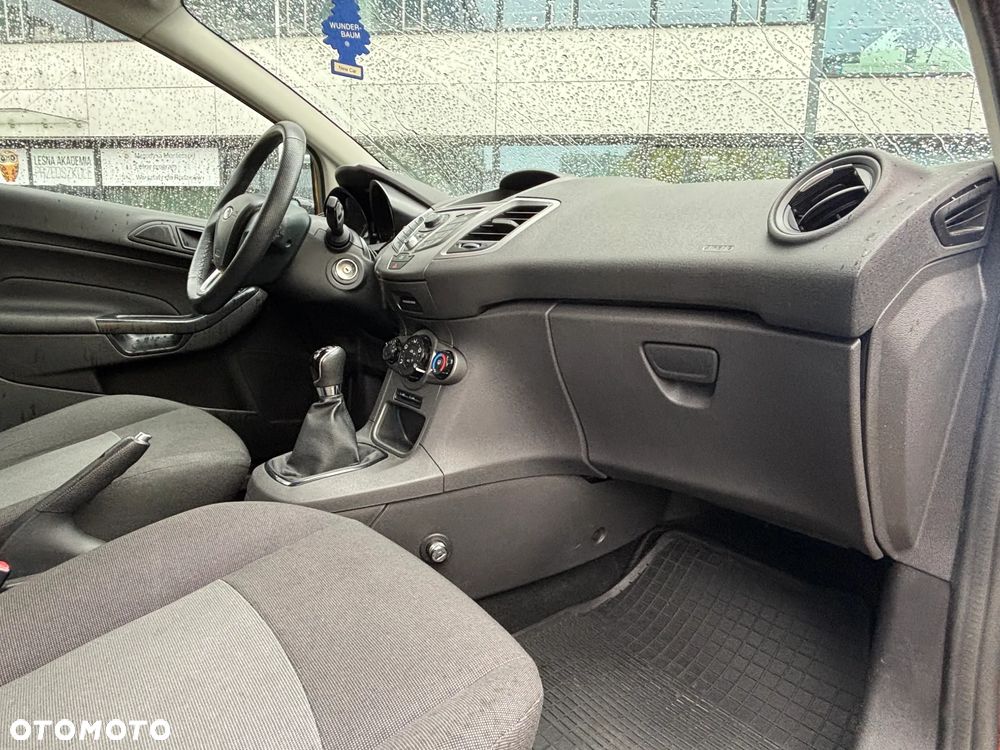 Ford Fiesta 1.25 Trend - 19