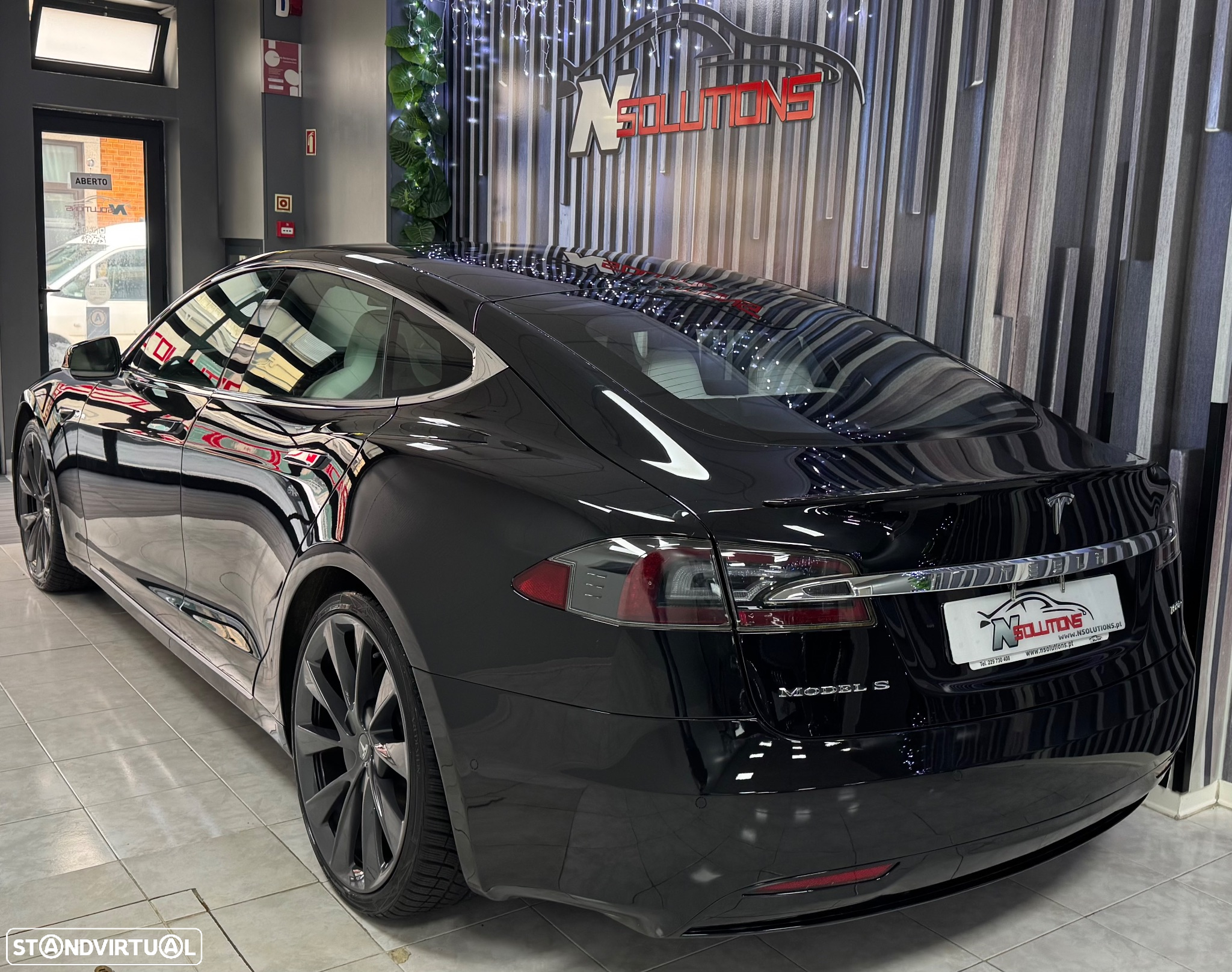 Tesla Model S 100D - 8