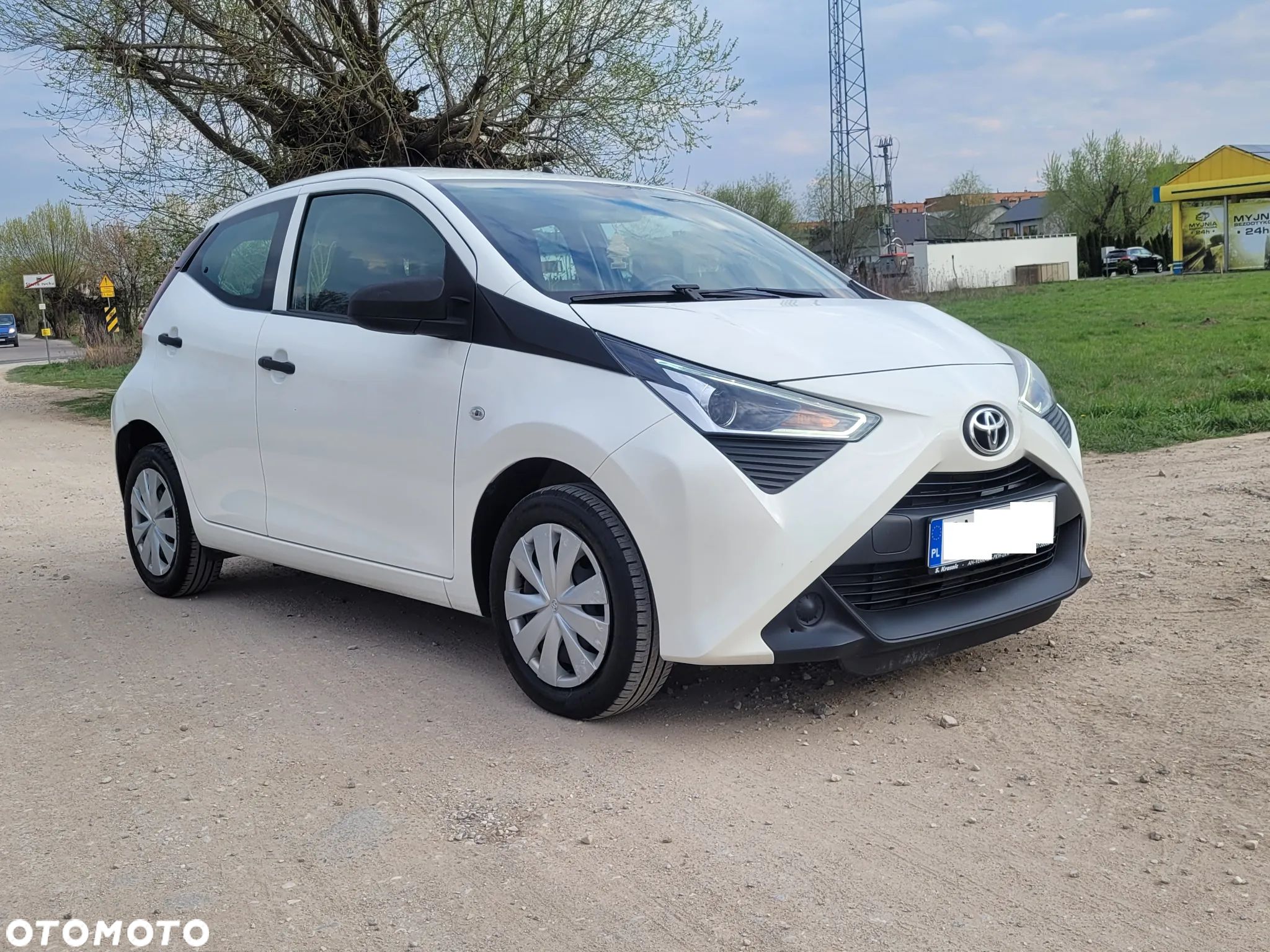 Toyota Aygo 1.0 VVT-i Color Edition - 1