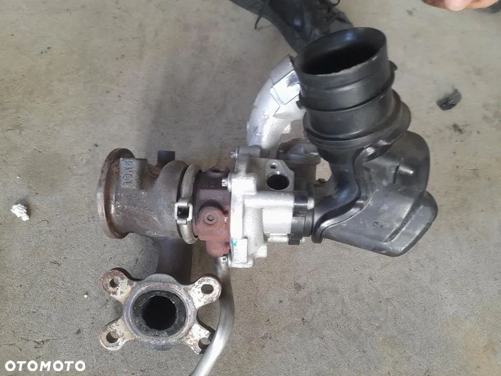 Turbina turbo Skoda Rapid 1.2 TSI CJZ 04E145721L - 6