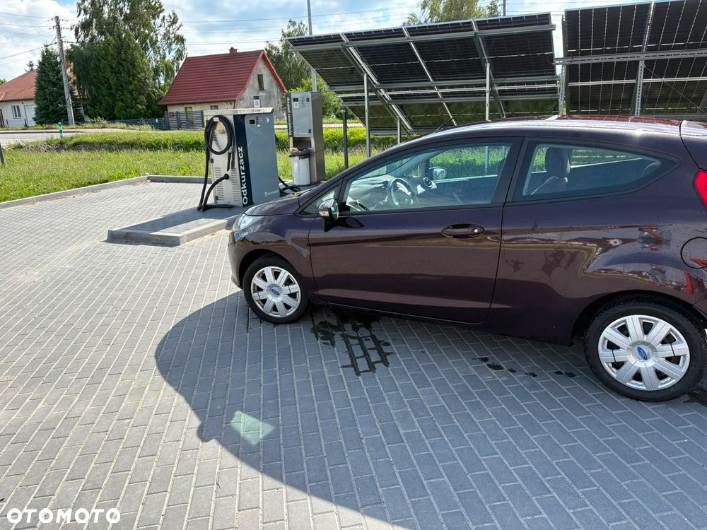 Ford Fiesta 1.25 Ambiente EU5 - 5