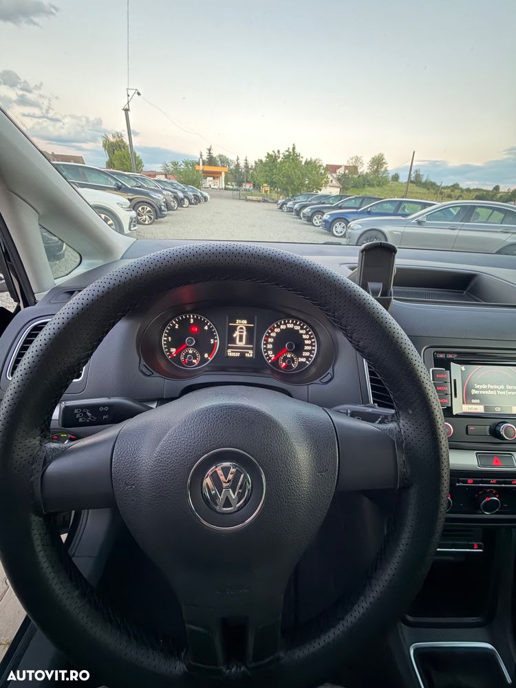 Volkswagen Sharan 2.0 TDI 4MOTION Blue Motion Life - 11