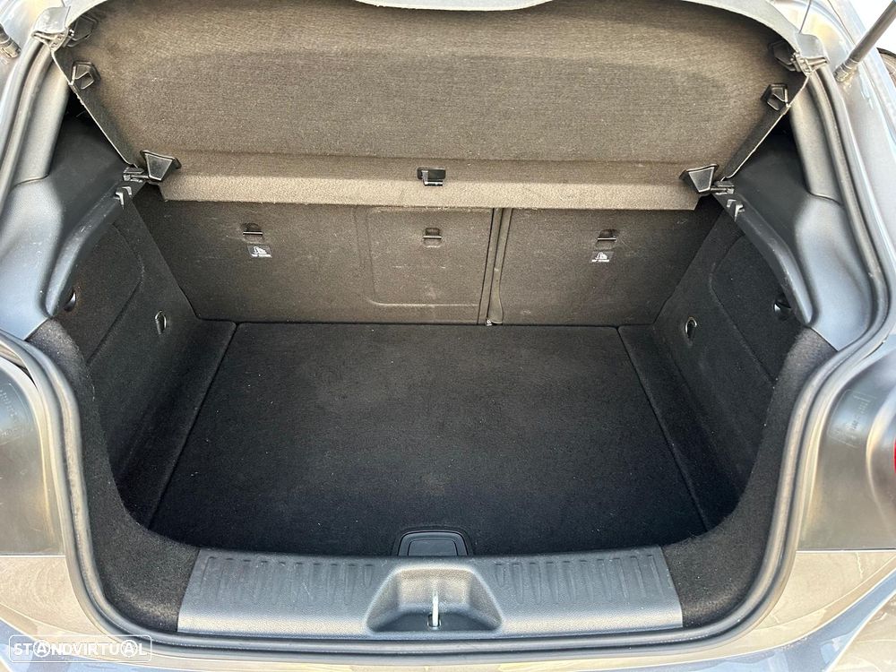 Mercedes-Benz A 180 d AMG Line - 13