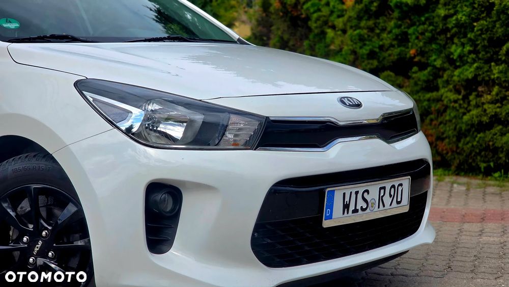 Kia Rio 1.2 Dream Team Edition - 12