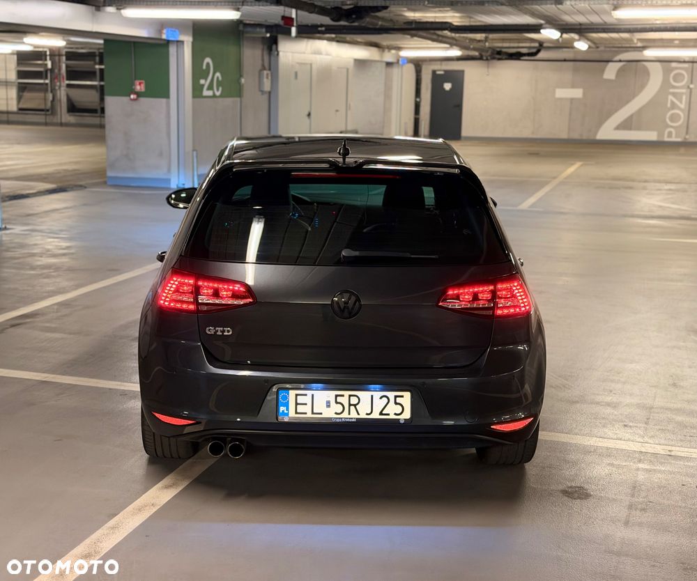 Volkswagen Golf 2.0 TDI BMT GTD DSG - 6
