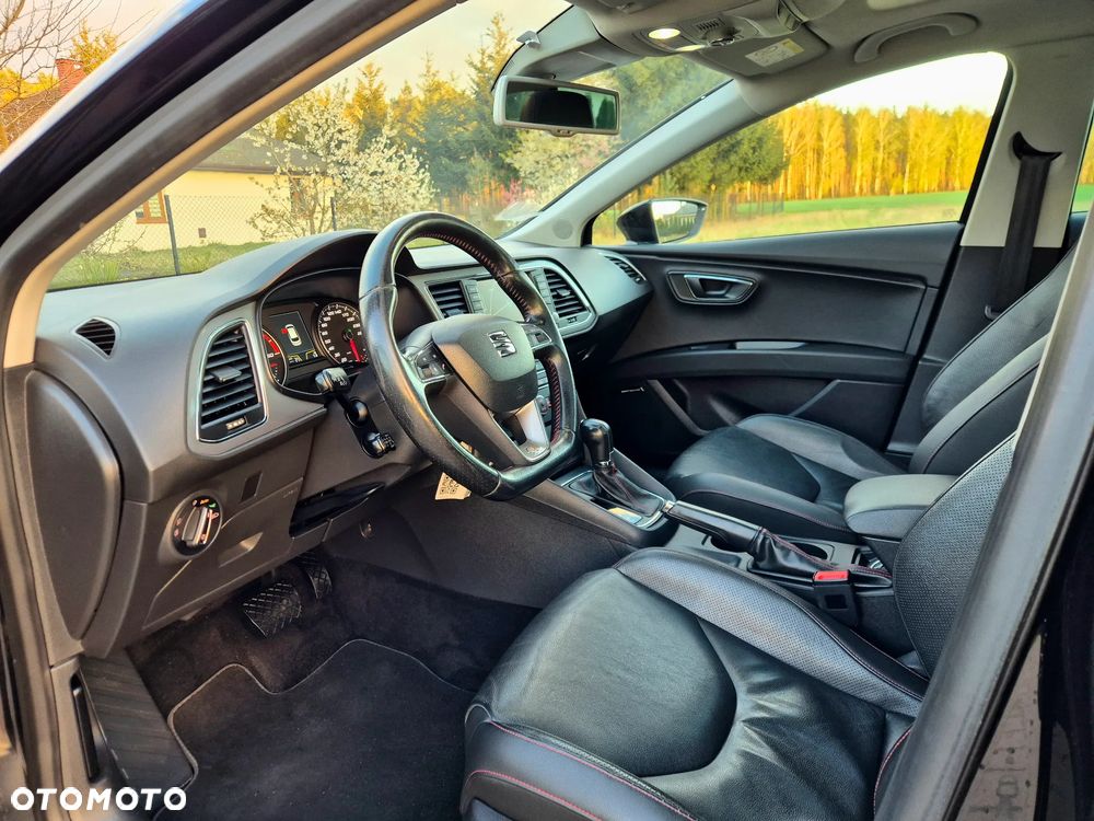 Seat Leon 2.0 TDI DPF DSG FR - 11