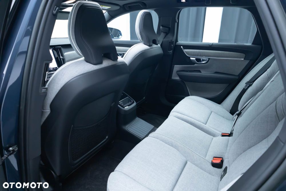 Volvo V90 T8 AWD Plug-In Hybrid Ultimate Bright - 35