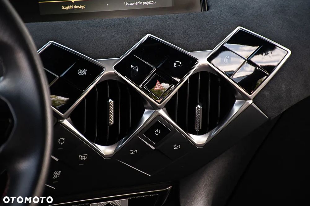 DS Automobiles DS 3 Crossback 1.5 BlueHDi Performance Line - 36