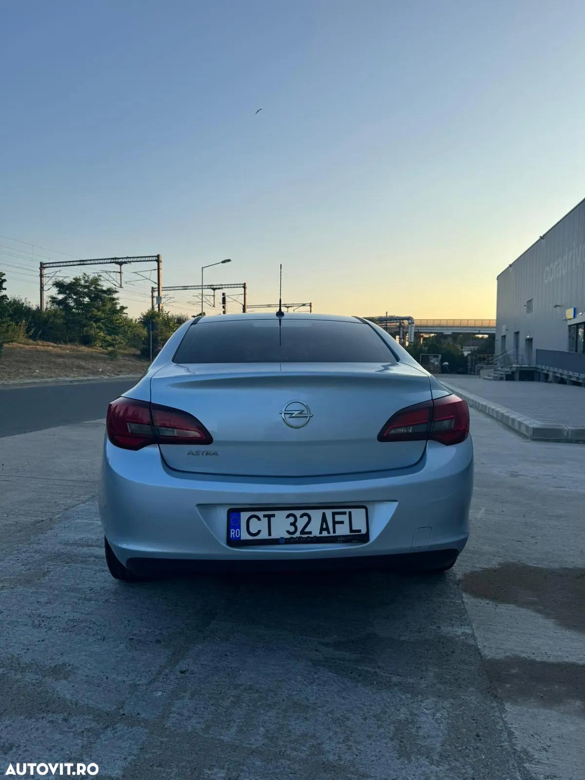 Opel Astra 1.6 TWINPORT ECOTEC Active - 5