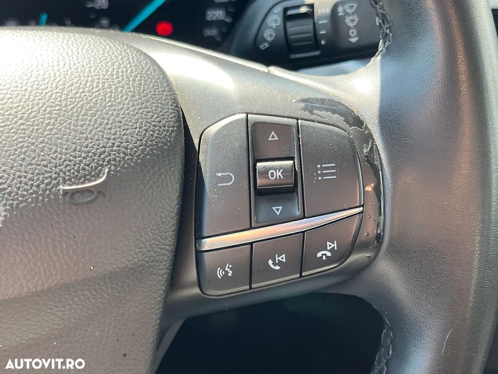 Ford Focus - 17