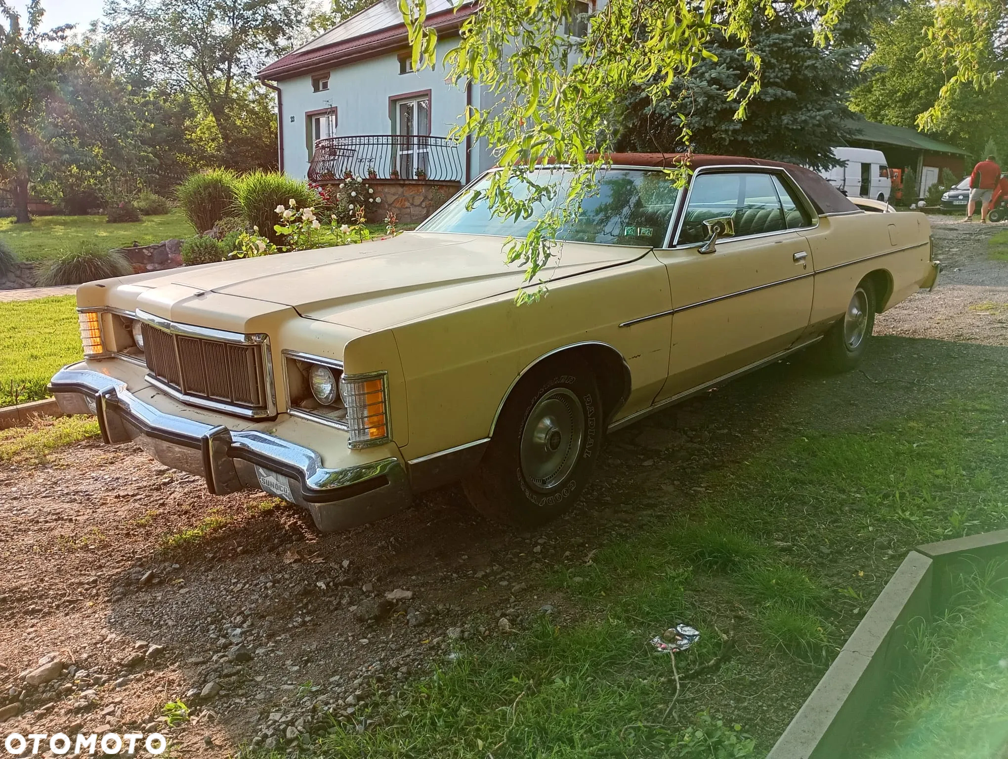 Ford Mercury - 3