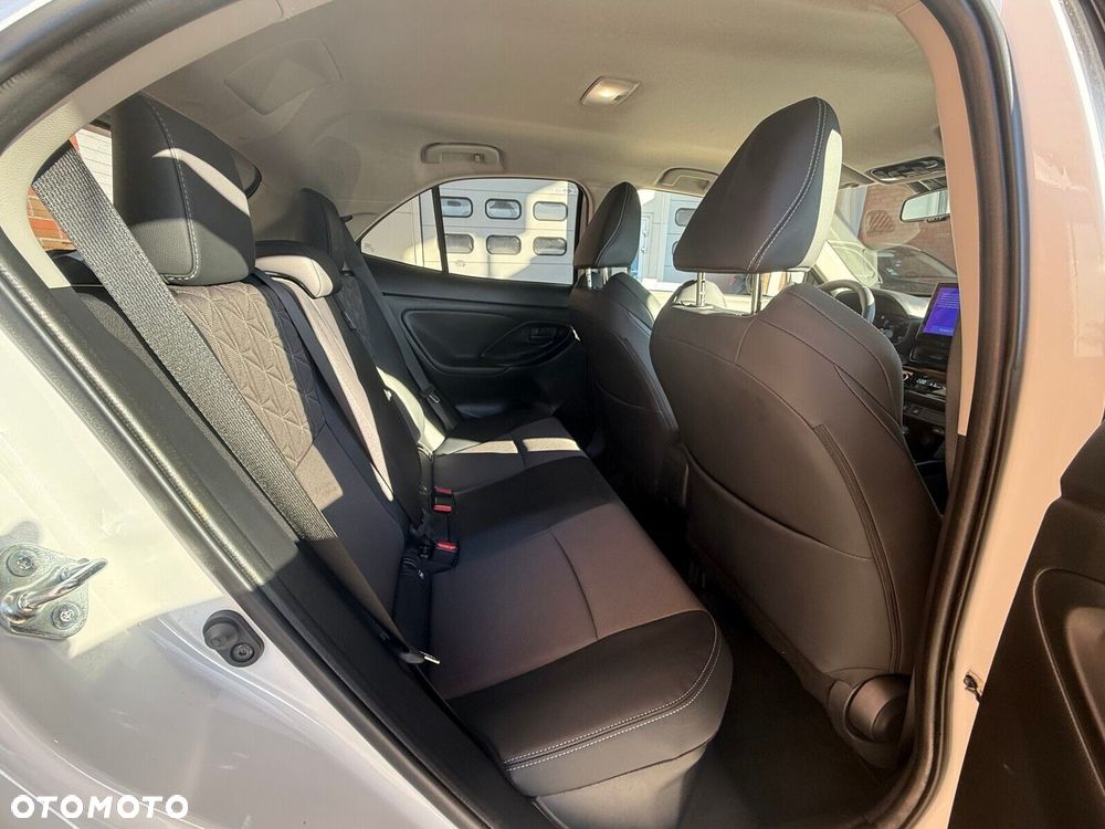 Toyota Yaris Cross - 13