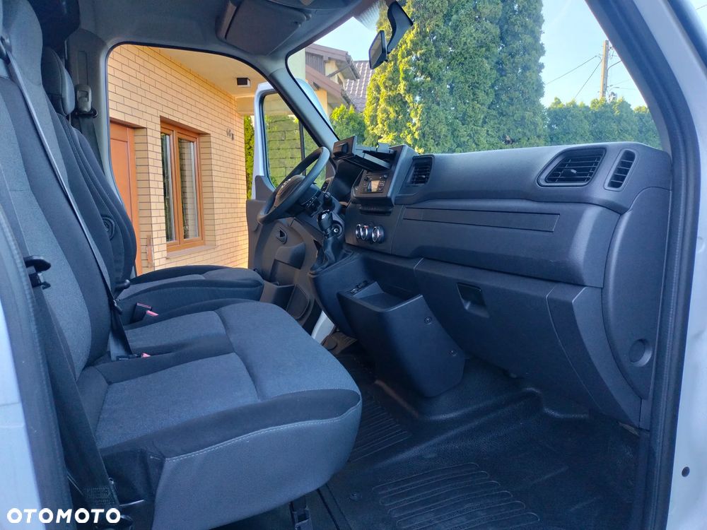 Nissan NV400 - 30