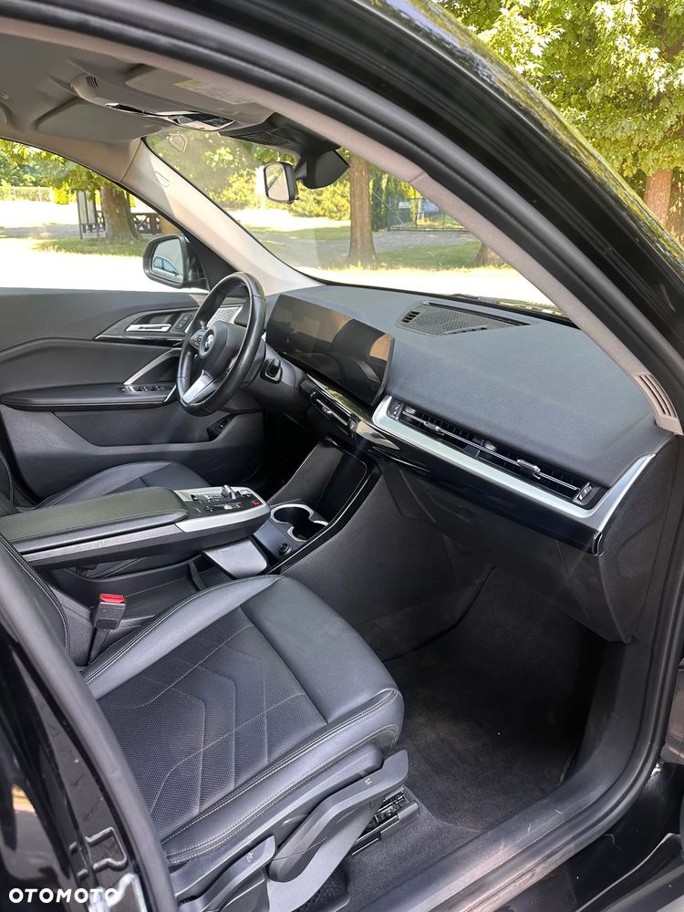 BMW X1 xDrive20d mHEV - 6