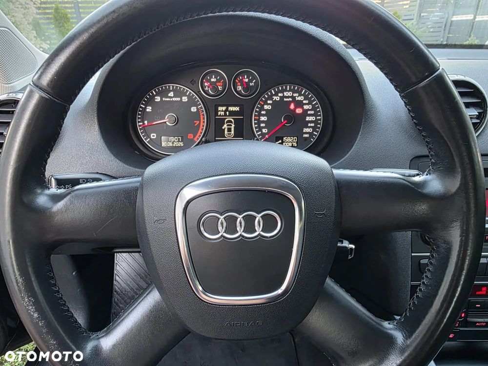Audi A3 Sportback 1.6 Ambiente - 15